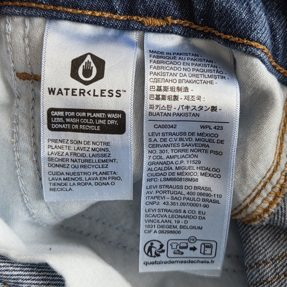 Levis ‘94 Baggy Women’s Drawstring Hem Cargo Jeans W28 L32 - Picture 10 of 11